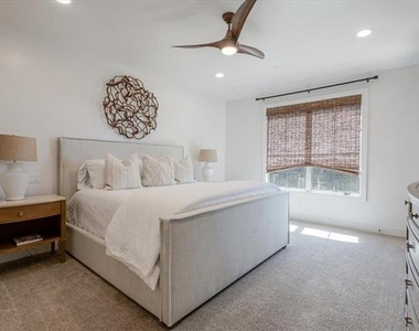 1653 Scenic Drive - Photo Thumbnail 12
