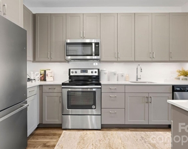 145 New Bern Street - Photo Thumbnail 30