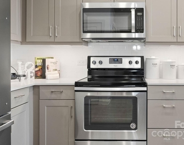 145 New Bern Street - Photo Thumbnail 42