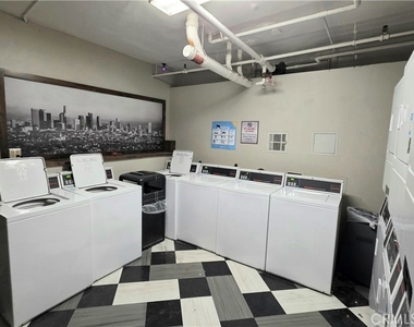 3804 W Sunset Blvd. - Photo Thumbnail 17