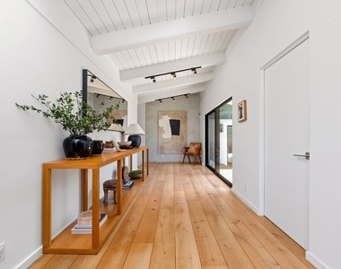23701 Harbor Vista Drive - Photo Thumbnail 9