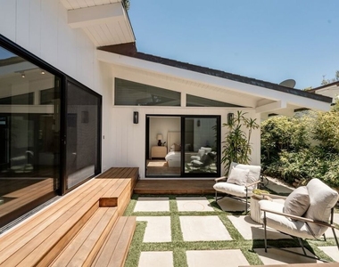 23701 Harbor Vista Drive - Photo Thumbnail 26