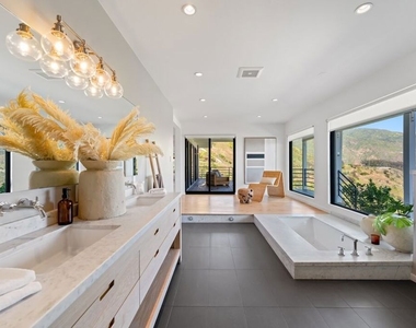 23701 Harbor Vista Drive - Photo Thumbnail 14