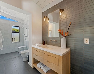 23701 Harbor Vista Drive - Photo Thumbnail 27