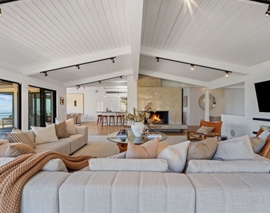 23701 Harbor Vista Drive - Photo Thumbnail 4