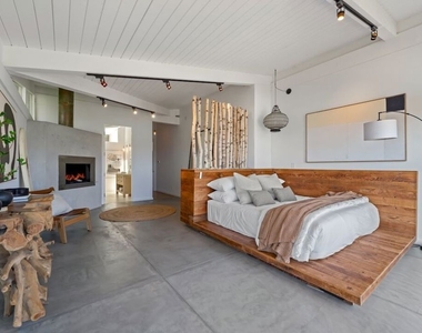 23701 Harbor Vista Drive - Photo Thumbnail 18