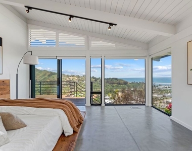 23701 Harbor Vista Drive - Photo Thumbnail 17