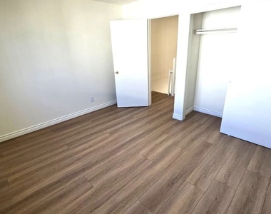 140 N Berendo Street - Photo Thumbnail 17