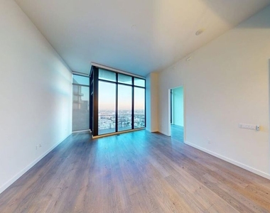 1200 S Figueroa Street - Photo Thumbnail 3
