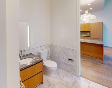 1200 S Figueroa Street - Photo Thumbnail 10