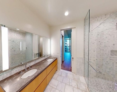 1200 S Figueroa Street - Photo Thumbnail 6