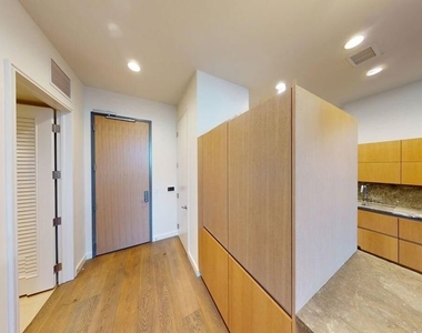 1200 S Figueroa Street - Photo Thumbnail 1