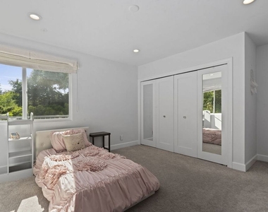 641 Walther Way - Photo Thumbnail 32