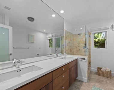 641 Walther Way - Photo Thumbnail 33