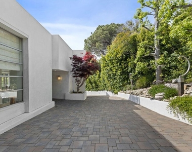 641 Walther Way - Photo Thumbnail 3