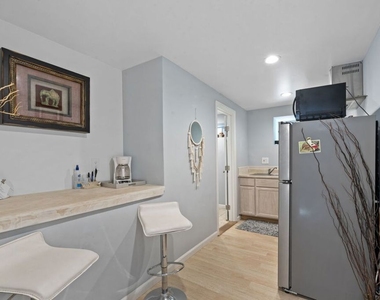 641 Walther Way - Photo Thumbnail 46