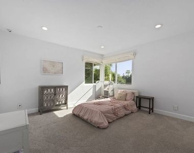 641 Walther Way - Photo Thumbnail 31