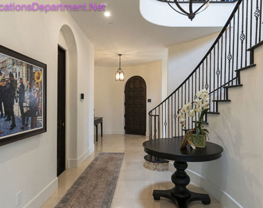 5861 Ridgebrook Drive - Photo Thumbnail 4