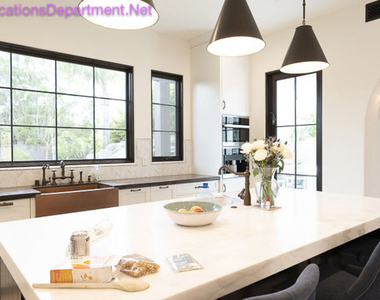 5861 Ridgebrook Drive - Photo Thumbnail 11