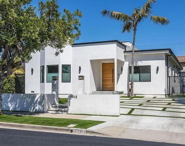 1948 S Point View Street - Photo Thumbnail 5