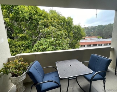 2510 Torrey Pines Rd - Photo Thumbnail 10