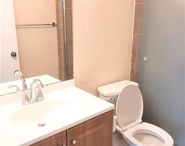 9466 Boca Cove Circle - Photo Thumbnail 15