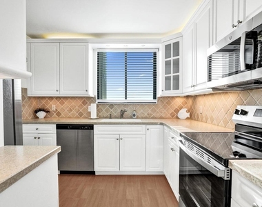 300 Ocean Trail Way - Photo Thumbnail 16