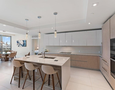 3100 N Ocean Drive - Photo Thumbnail 1