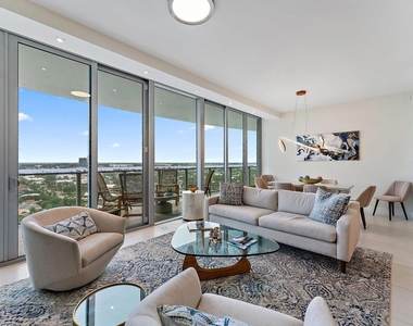 3100 N Ocean Drive - Photo Thumbnail 9
