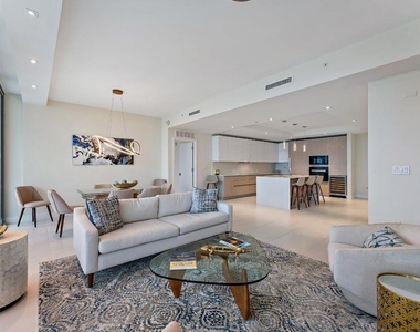 3100 N Ocean Drive - Photo Thumbnail 10