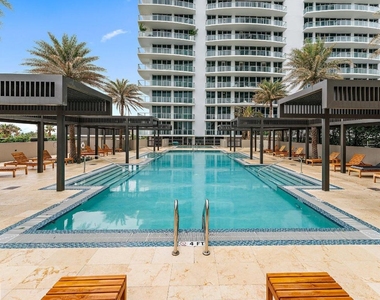 3100 N Ocean Drive - Photo Thumbnail 41