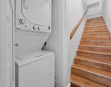300 E 24th Street - Photo Thumbnail 1