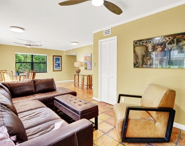 300 Inlet Way - Photo Thumbnail 16