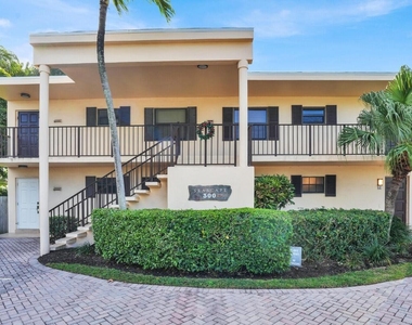 300 Inlet Way - Photo Thumbnail 9