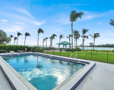 300 Inlet Way - Photo Thumbnail 23