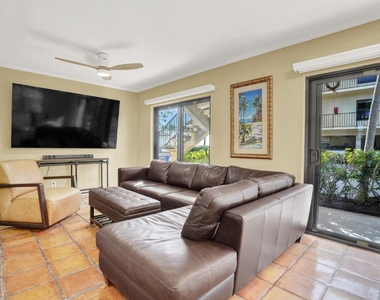 300 Inlet Way - Photo Thumbnail 15