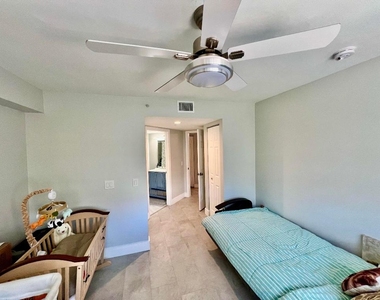 2033 Se 10th Avenue - Photo Thumbnail 4