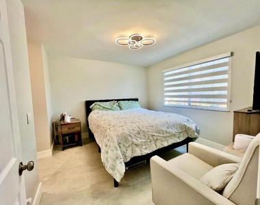 2033 Se 10th Avenue - Photo Thumbnail 6