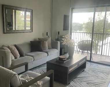 9878 Nob Hill Court - Photo Thumbnail 5