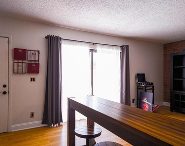 3118 Spanish Wells Drive - Photo Thumbnail 5