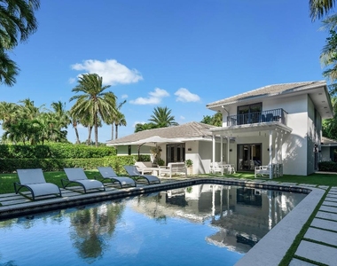 1435 N Ocean Way - Photo Thumbnail 18