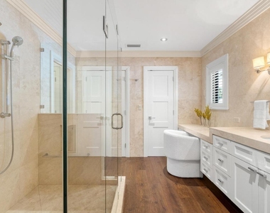 1435 N Ocean Way - Photo Thumbnail 15