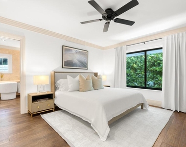 1435 N Ocean Way - Photo Thumbnail 13
