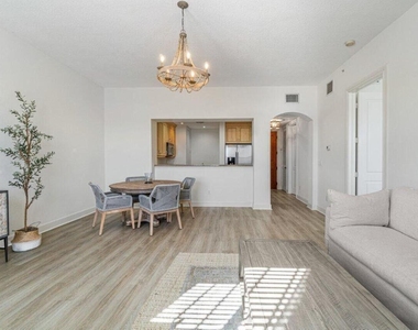 200 Ne 2nd Avenue - Photo Thumbnail 15