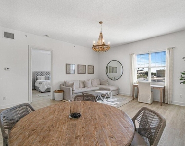 200 Ne 2nd Avenue - Photo Thumbnail 16