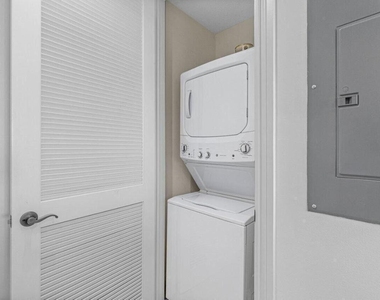 200 Ne 2nd Avenue - Photo Thumbnail 17