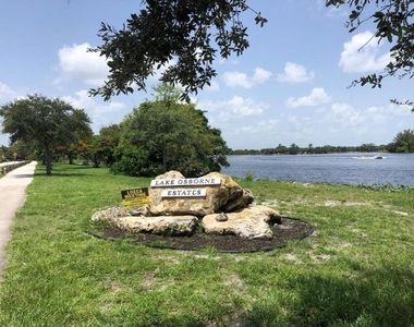2840 Lake Osborne Drive - Photo Thumbnail 18