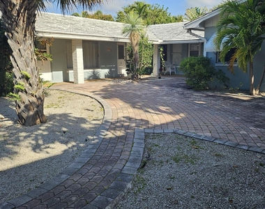 115 Bravado Lane - Photo Thumbnail 13