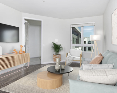 5560 Lexington Ave - Photo Thumbnail 9