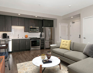 5560 Lexington Ave - Photo Thumbnail 11